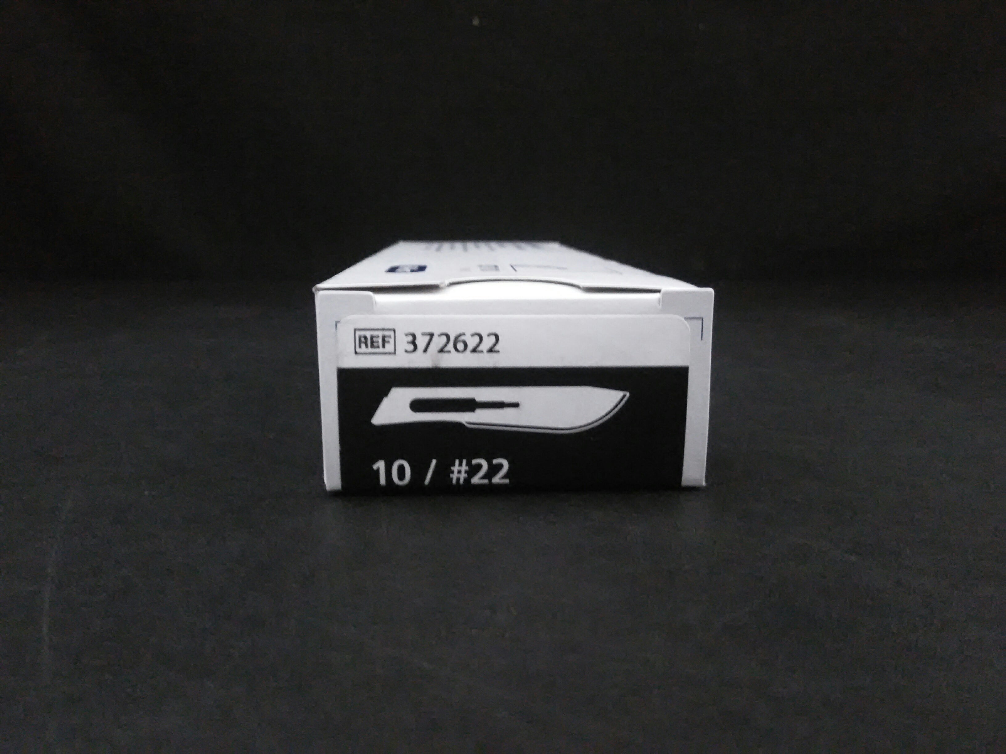 ASPEN SURGICAL  372622 Bard-Parker Safety Scalpel Size 22, Sterile, 10/box, 10 boxes/case